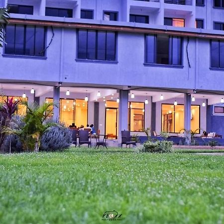 The Willis Hotel, Bomet מראה חיצוני תמונה