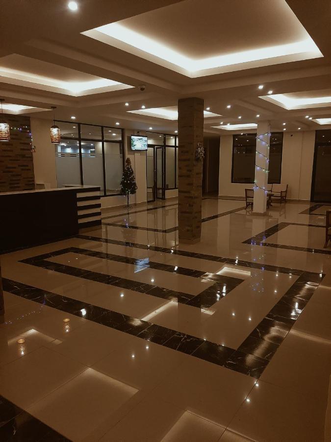 The Willis Hotel, Bomet מראה חיצוני תמונה